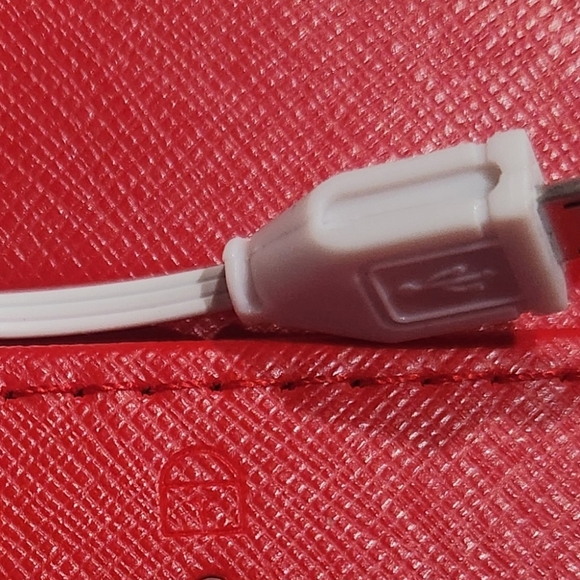 Red Phone & Keyboard Case - Picture 8 of 8